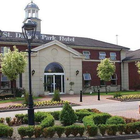 Hotel St Davids Park à Chester Extérieur photo
