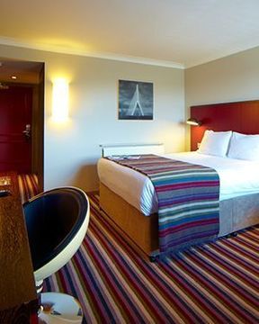 Hotel St Davids Park à Chester Extérieur photo